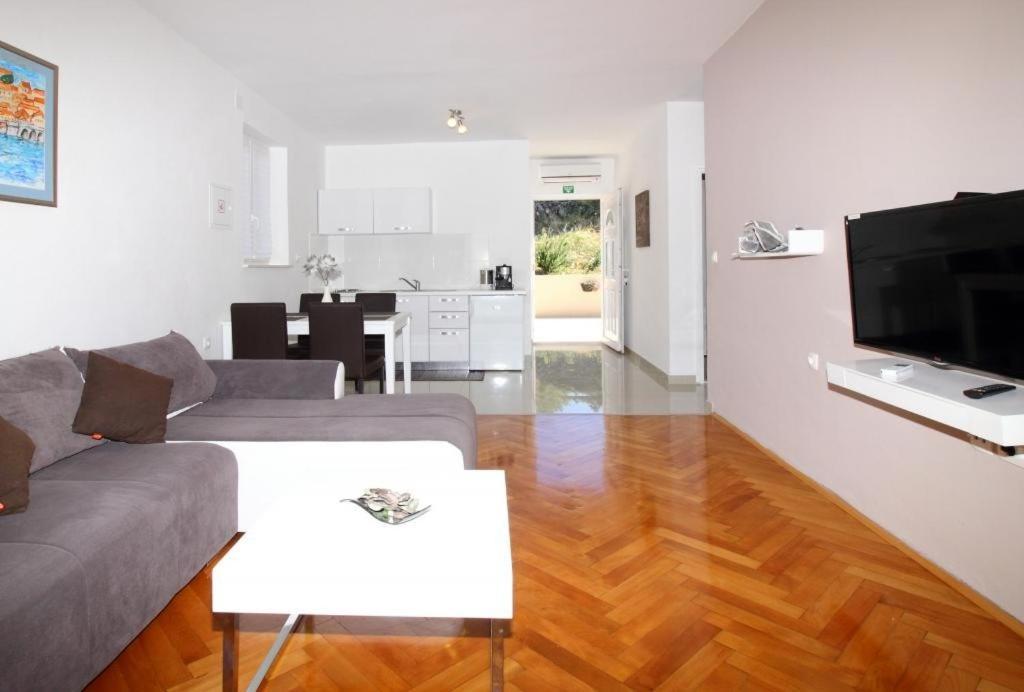 Apartments Dubreta Кавтат Екстериор снимка