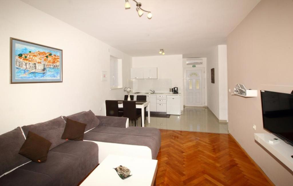 Apartments Dubreta Кавтат Екстериор снимка