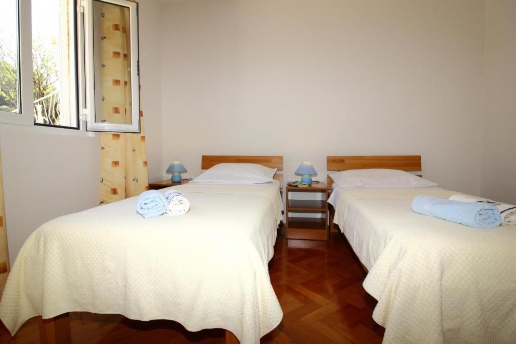 Apartments Dubreta Кавтат Екстериор снимка
