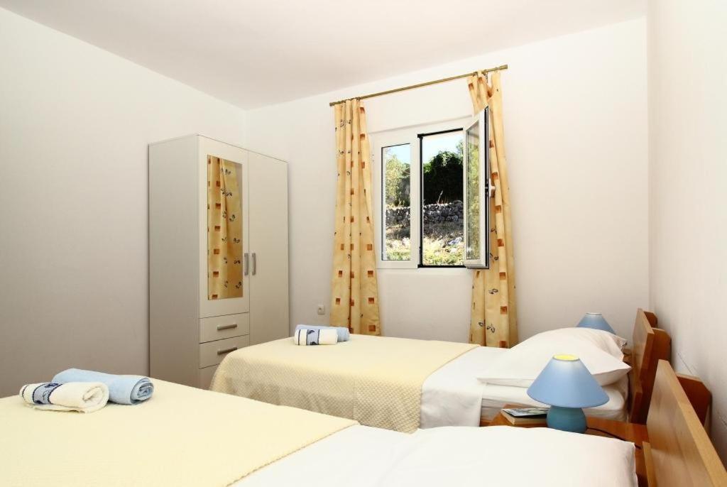Apartments Dubreta Кавтат Екстериор снимка