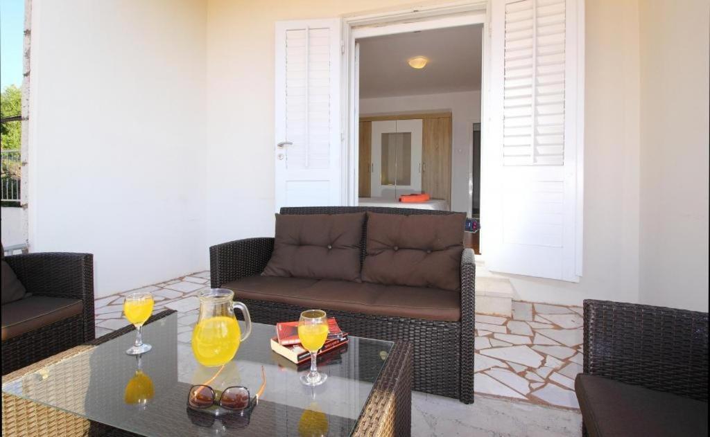 Apartments Dubreta Кавтат Екстериор снимка