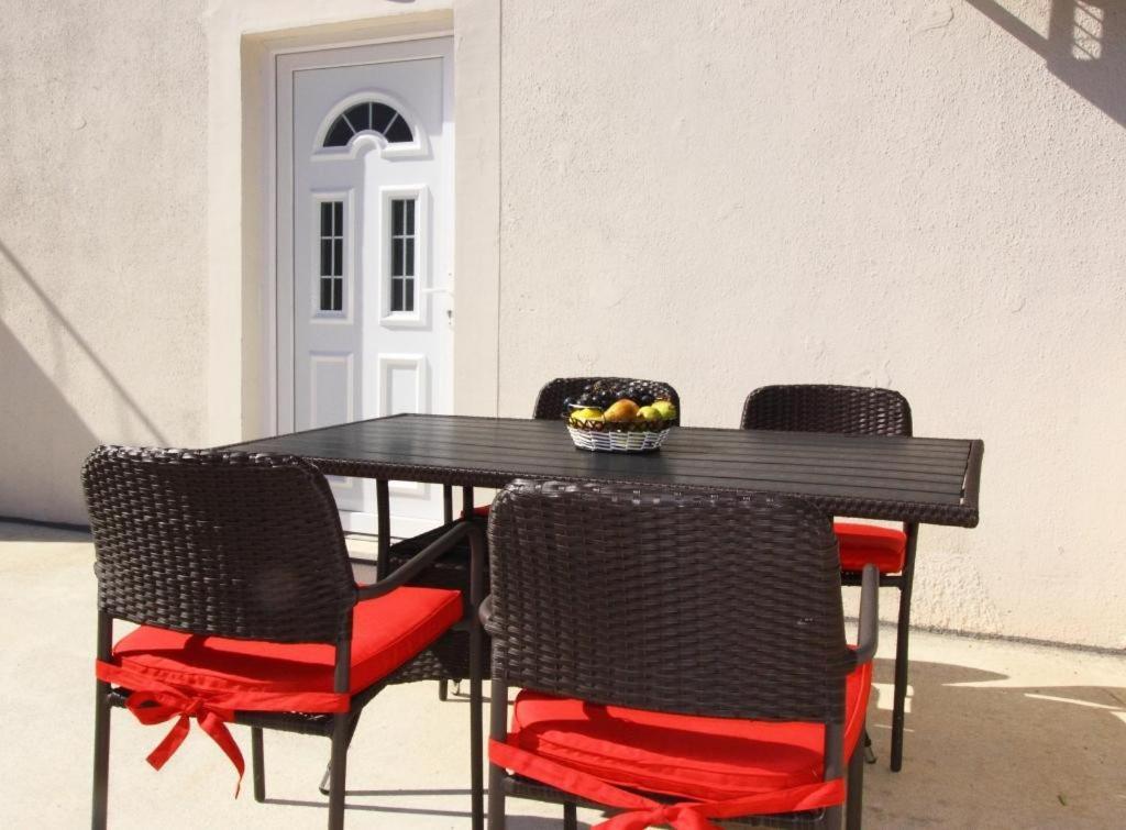 Apartments Dubreta Кавтат Екстериор снимка